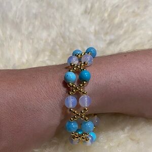Elegant Gold and Blue Beaded Bracelet